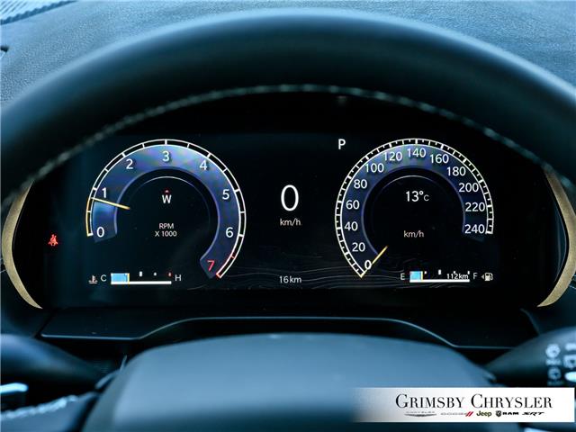 2025 Jeep Grand Cherokee Laredo (Stk: N25196) in Grimsby - Image 22 of 32