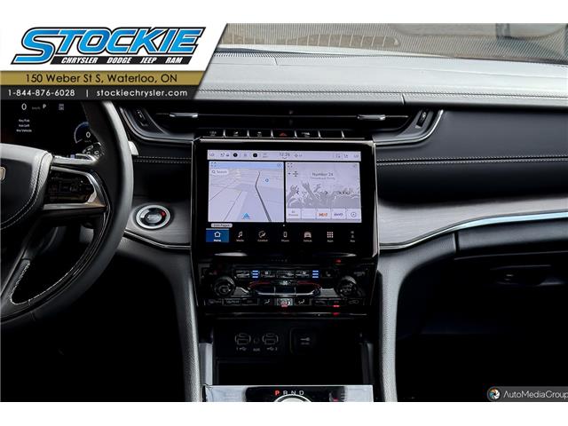 2025 Jeep Grand Cherokee Overland (Stk: 46004) in Waterloo - Image 10 of 23