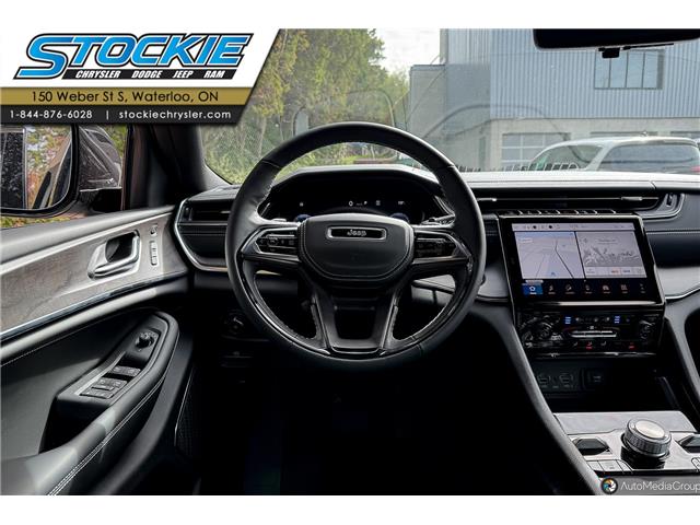 2025 Jeep Grand Cherokee Overland (Stk: 46004) in Waterloo - Image 11 of 23