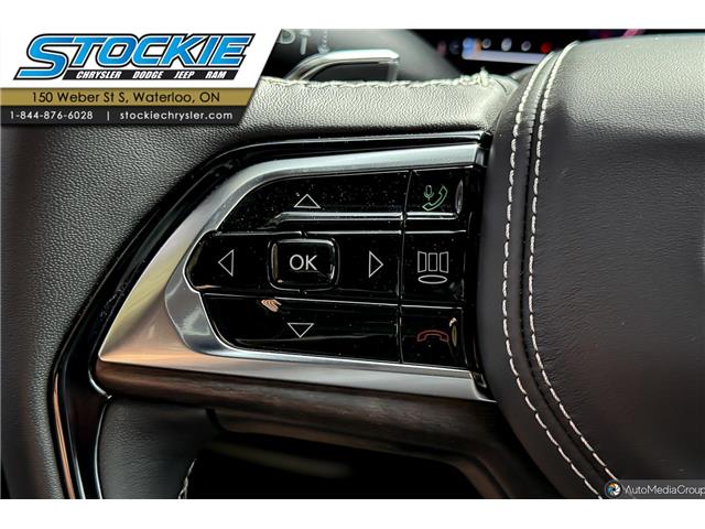 2025 Jeep Grand Cherokee Overland (Stk: 46004) in Waterloo - Image 13 of 23