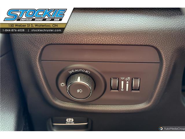 2025 Jeep Grand Cherokee Overland (Stk: 46004) in Waterloo - Image 14 of 23