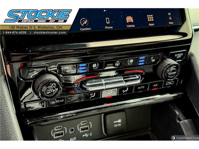 2025 Jeep Grand Cherokee Overland (Stk: 46004) in Waterloo - Image 18 of 23