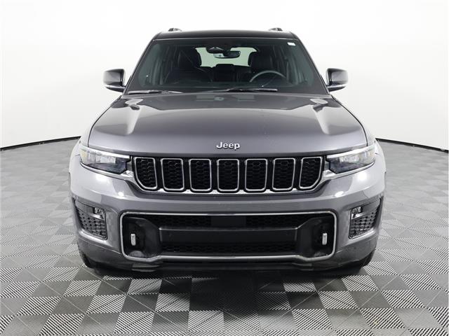 2024 Jeep Grand Cherokee Overland (Stk: B20358) in Calgary - Image 2 of 24