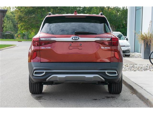 2021 Kia Seltos SX Turbo (Stk: D25364) in Waterloo - Image 11 of 31