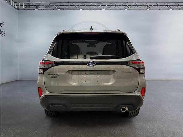 2025 Subaru Forester Touring photo 4