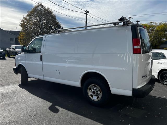 2016 GMC Savana 2500 1WT (Stk: -) in Sussex - Image 3 of 11