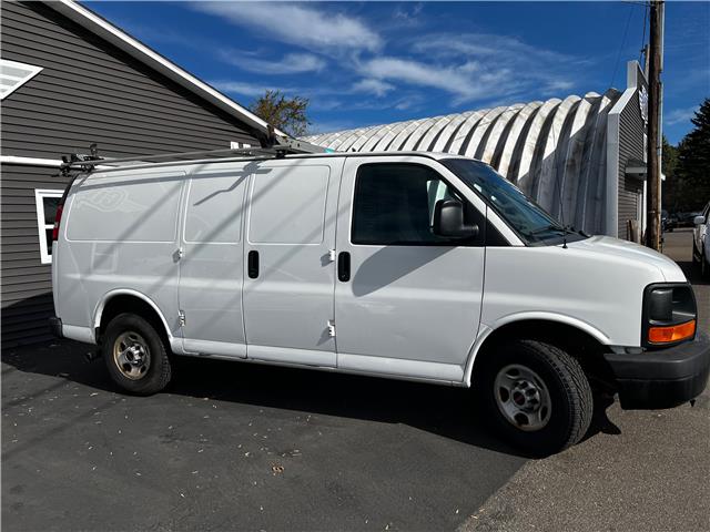 2016 GMC Savana 2500 1WT (Stk: -) in Sussex - Image 5 of 11