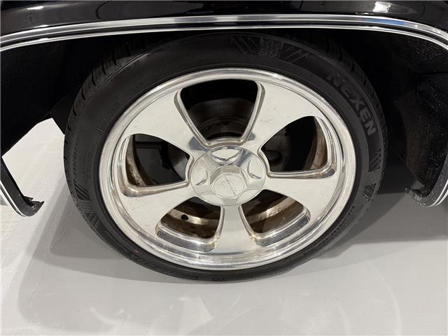 1985 Chevrolet C10 Resto-Mod  (Stk: 728760) in Watford - Image 16 of 32