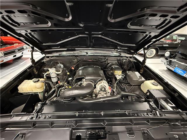 1985 Chevrolet C10 Resto-Mod  (Stk: 728760) in Watford - Image 28 of 32