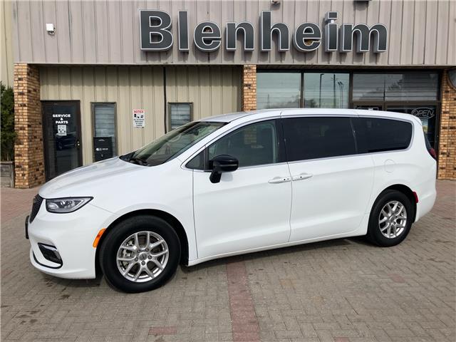 2024 Chrysler Pacifica Touring-L (Stk: 5B057A) in Blenheim - Image 1 of 18