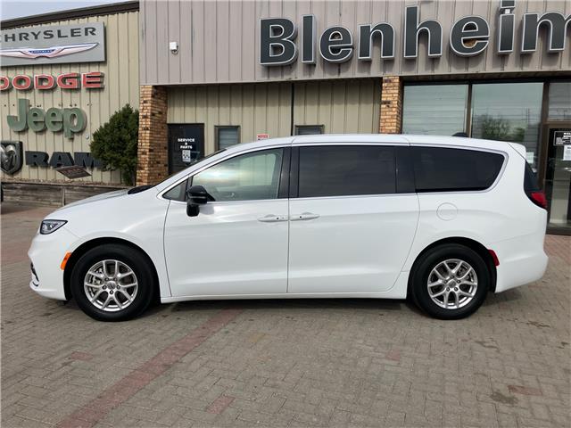 2024 Chrysler Pacifica Touring-L (Stk: 5B057A) in Blenheim - Image 2 of 18 2024 Chrysler Pacifica Touring-L (Stk: 5B057A) in Blenheim - Image 2 of 18