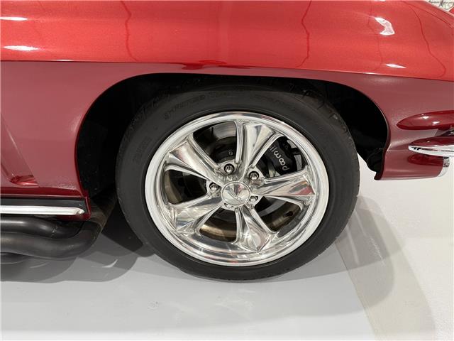 1966 Chevrolet Corvette Sting Ray Resto-Mod  (Stk: 114099) in Watford - Image 18 of 49