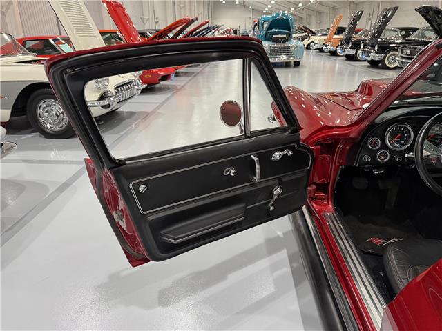 1966 Chevrolet Corvette Sting Ray Resto-Mod  (Stk: 114099) in Watford - Image 21 of 49