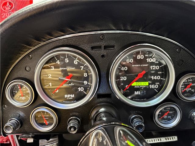 1966 Chevrolet Corvette Sting Ray Resto-Mod  (Stk: 114099) in Watford - Image 24 of 49