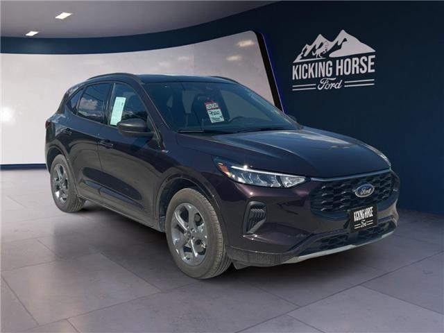 2023 Ford Escape ST-Line (Stk: 10552) in Golden - Image 3 of 16