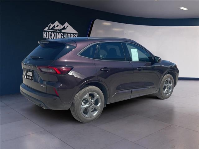 2023 Ford Escape ST-Line (Stk: 10552) in Golden - Image 5 of 16