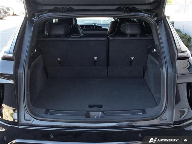 2025 Cadillac LYRIQ Sport (Stk: 172185) in London - Image 11 of 27