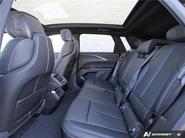 2025 Cadillac LYRIQ Sport (Stk: 172185) in London - Image 24 of 27