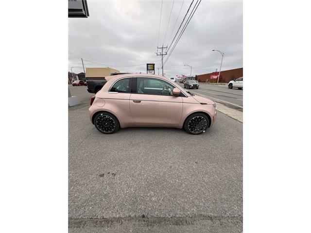 2025 Fiat 500e Base in Matane - Image 1 of 5