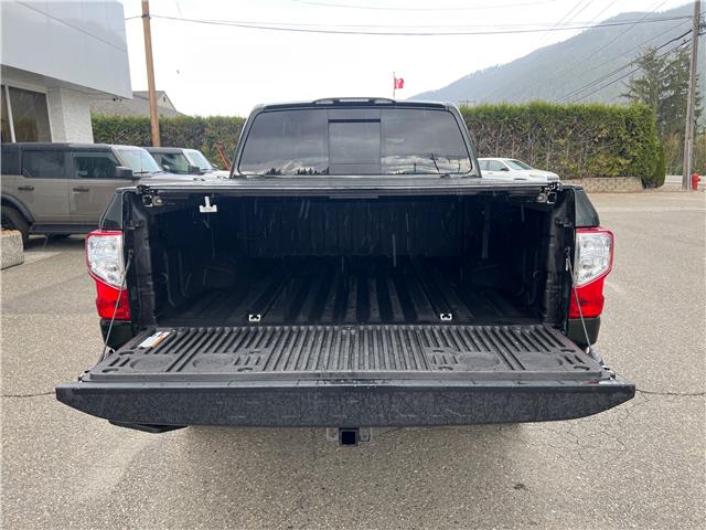 2019 Nissan Titan Platinum (Stk: 25T922A) in CRESTON - Image 6 of 28 2019 Nissan Titan Platinum (Stk: 25T922A) in CRESTON - Image 6 of 28