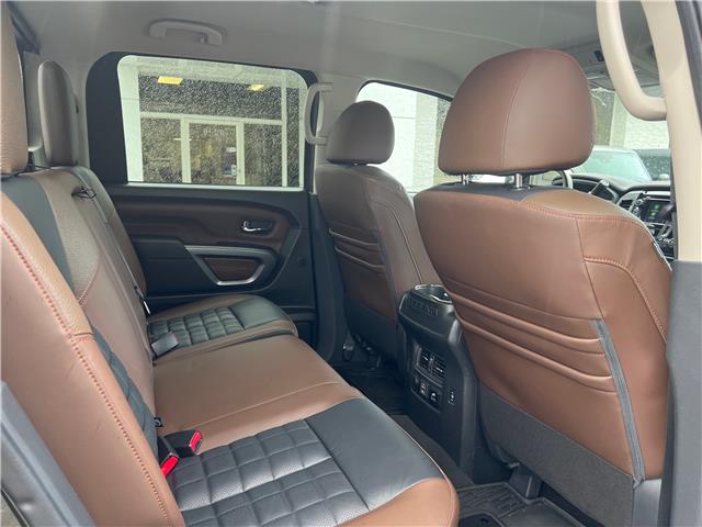 2019 Nissan Titan Platinum (Stk: 25T922A) in CRESTON - Image 11 of 28 2019 Nissan Titan Platinum (Stk: 25T922A) in CRESTON - Image 11 of 28