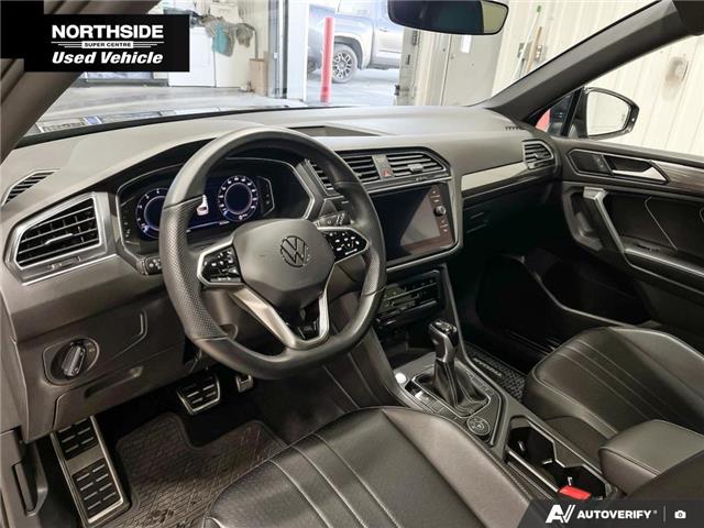 2022 Volkswagen Tiguan Comfortline R-Line Black Edition (Stk: TA25079A) in Sault Ste. Marie - Image 7 of 28