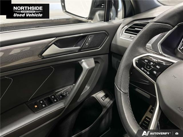 2022 Volkswagen Tiguan Comfortline R-Line Black Edition (Stk: TA25079A) in Sault Ste. Marie - Image 13 of 28