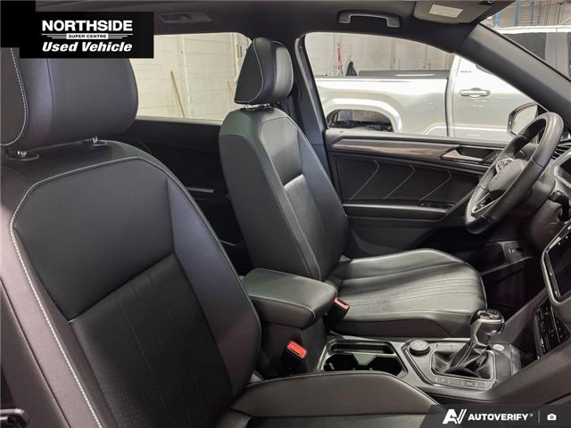 2022 Volkswagen Tiguan Comfortline R-Line Black Edition (Stk: TA25079A) in Sault Ste. Marie - Image 18 of 28