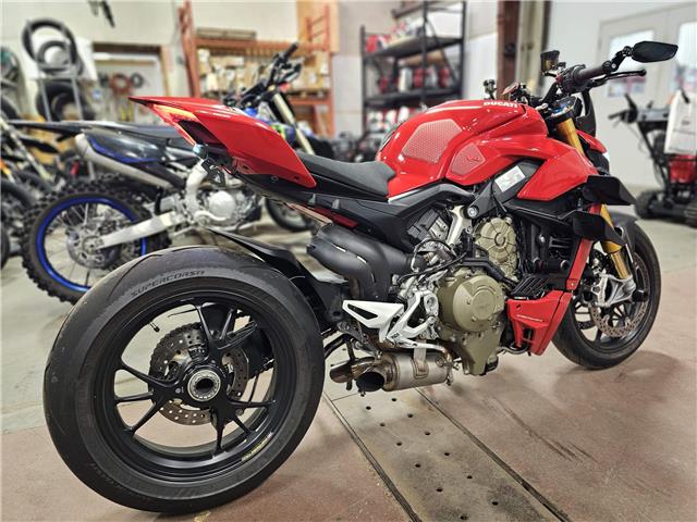 2021 Ducati STREET FIGHTER V4S V4S (Stk: 25HS-056A) in Grande Prairie - Image 2 of 17