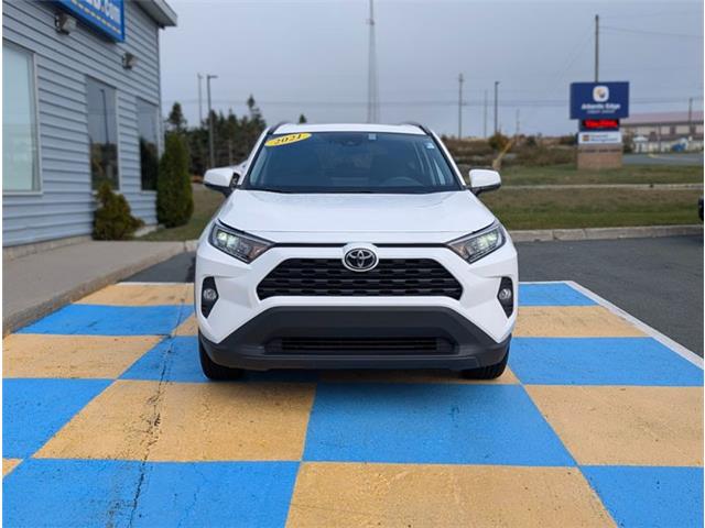 2021 Toyota RAV4 XLE (Stk: LP8434) in Mount Pearl - Image 2 of 19