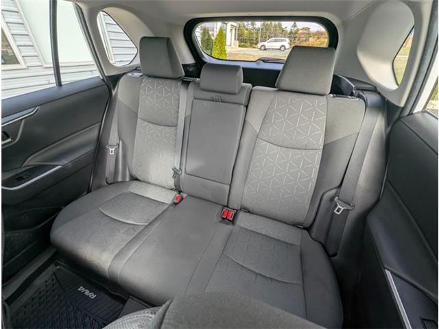 2021 Toyota RAV4 XLE (Stk: LP8434) in Mount Pearl - Image 12 of 19