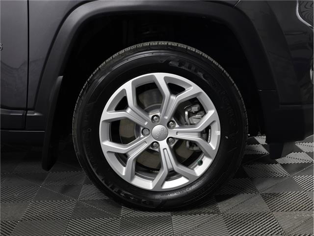 2024 Jeep Compass Sport (Stk: L622) in Calgary - Image 5 of 22