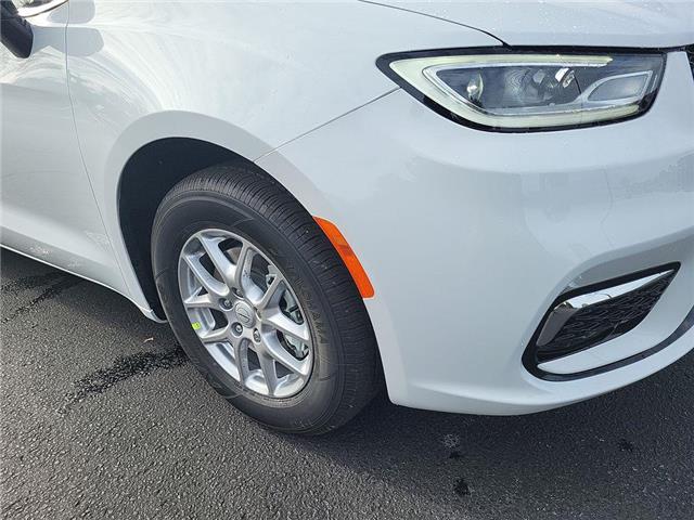 2026 Chrysler Pacifica Select (Stk: 260050) in Windsor - Image 10 of 24