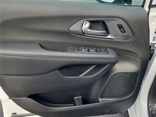 2026 Chrysler Pacifica Select (Stk: 260050) in Windsor - Image 11 of 24