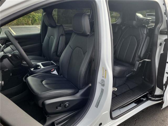 2026 Chrysler Pacifica Select (Stk: 260050) in Windsor - Image 13 of 24