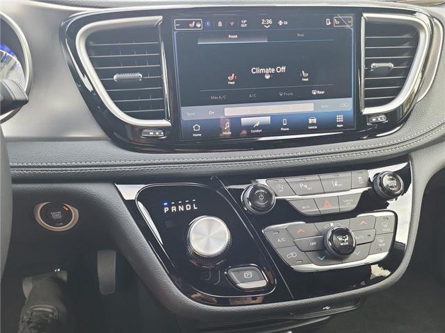 2026 Chrysler Pacifica Select (Stk: 260050) in Windsor - Image 17 of 24