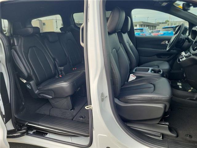 2026 Chrysler Pacifica Select (Stk: 260050) in Windsor - Image 20 of 24