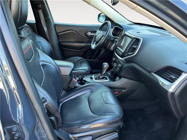 2016 Jeep Cherokee Trailhawk (Stk: P3263) in Regina - Image 15 of 26