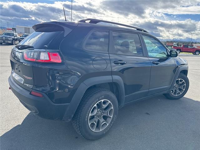 2020 Jeep Cherokee Trailhawk (Stk: 5056469A) in Cranbrook - Image 5 of 18