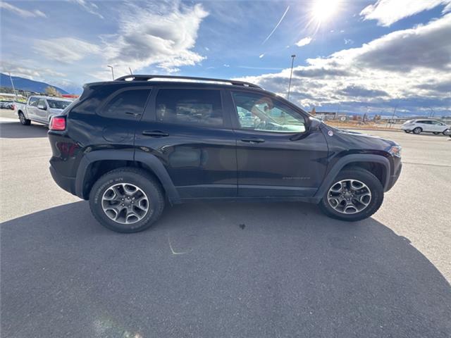 2020 Jeep Cherokee Trailhawk (Stk: 5056469A) in Cranbrook - Image 6 of 18