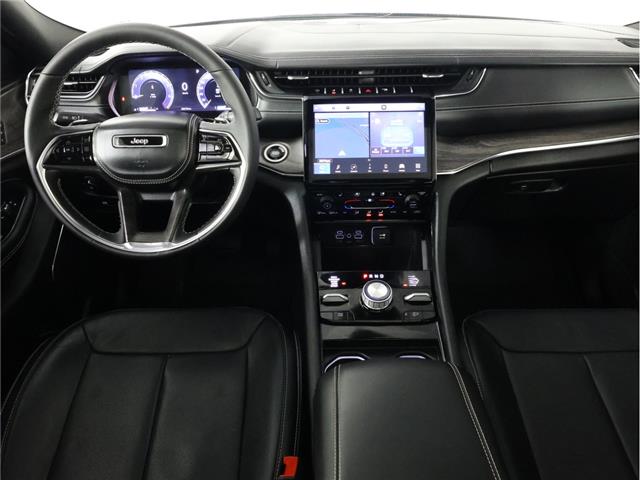2024 Jeep Grand Cherokee Overland (Stk: B20358) in Calgary - Image 12 of 24