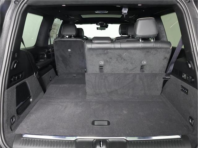 2025 Jeep Grand Wagoneer Series III (Stk: 25J219) in Calgary - Image 8 of 22