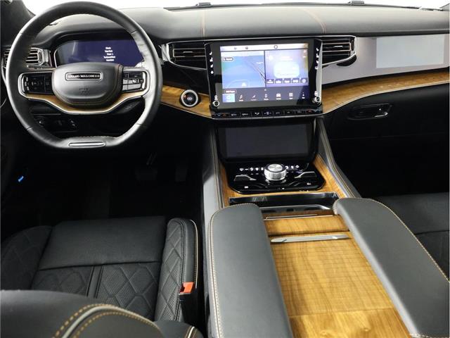 2025 Jeep Grand Wagoneer Series III (Stk: 25J219) in Calgary - Image 13 of 22