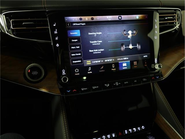 2025 Jeep Grand Wagoneer Series III (Stk: 25J219) in Calgary - Image 17 of 22