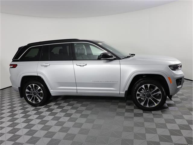 2025 Jeep Grand Cherokee Overland (Stk: 25J240) in Calgary - Image 5 of 21