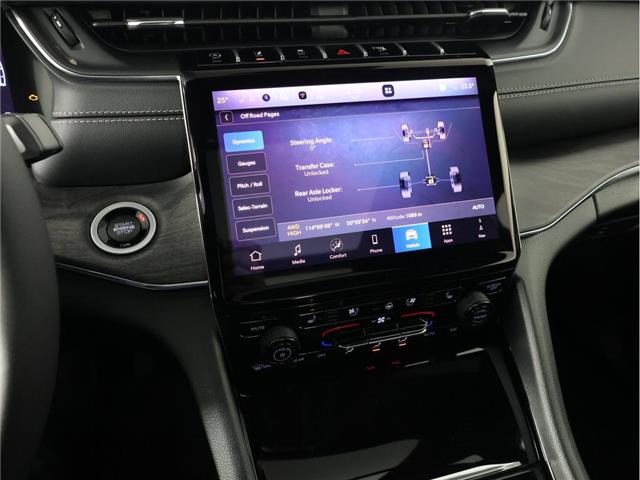 2025 Jeep Grand Cherokee Overland (Stk: 25J240) in Calgary - Image 14 of 21