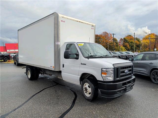 2023 Ford E-450 Cutaway Base (Stk: 24294) in Miramichi - Image 7 of 13