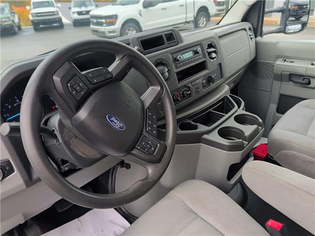 2023 Ford E-450 Cutaway Base (Stk: 24294) in Miramichi - Image 12 of 13