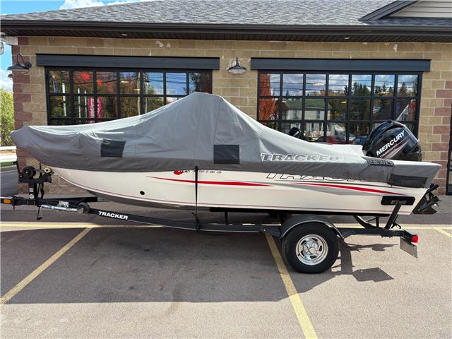 2019 Tracker Boats Pro Guide V-16 WT  (Stk: B-18A919) in Moncton - Image 2 of 20