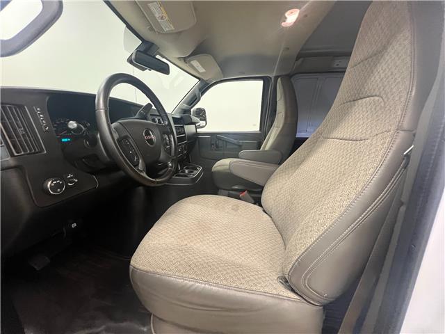 2021 GMC Savana 2500 Work Van (Stk: M1256055) in Courtenay - Image 12 of 18
